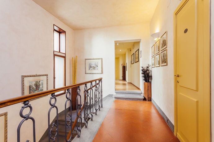 Imagen de los interiores del Hotel Benivieni. Foto 12