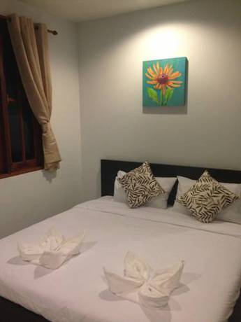 Imagen de la habitación del Hotel Benjamin's Hut. Foto 12