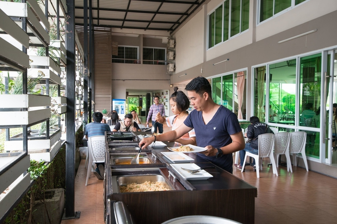 Imagen del bar/restaurante del Hotel Benjatara Boutique Place Resort. Foto 3