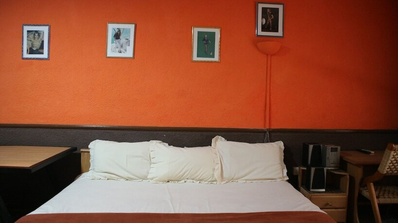 Imagen de la habitación del Hotel Benjy\'s Lodge. Foto 11