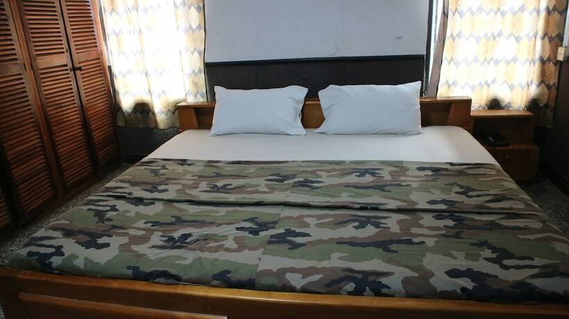 Imagen de la habitación del Hotel Benjy\'s Lodge. Foto 15