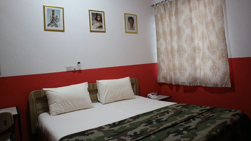 Imagen de la habitación del Hotel Benjy\'s Lodge. Foto 18