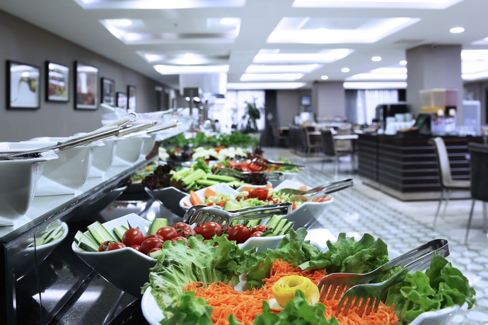 Imagen del bar/restaurante del Hotel Benler. Foto 2