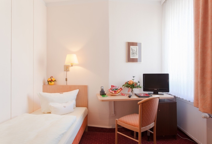 Imagen de la habitación del Hotel Benn. Foto 2
