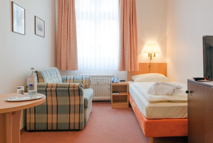 Imagen de la habitación del Hotel Benn. Foto 5