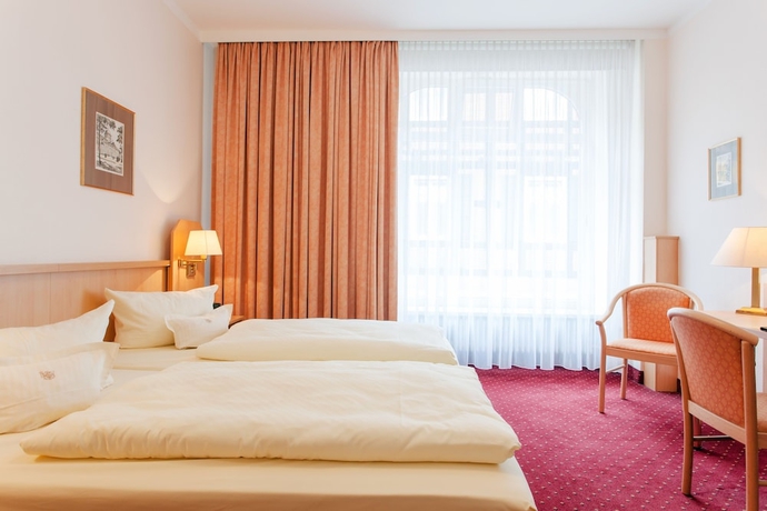 Imagen de la habitación del Hotel Benn. Foto 8