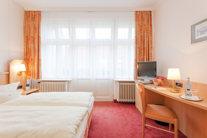 Imagen de la habitación del Hotel Benn. Foto 9
