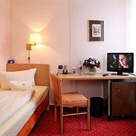 Imagen de la habitación del Hotel Benn. Foto 15