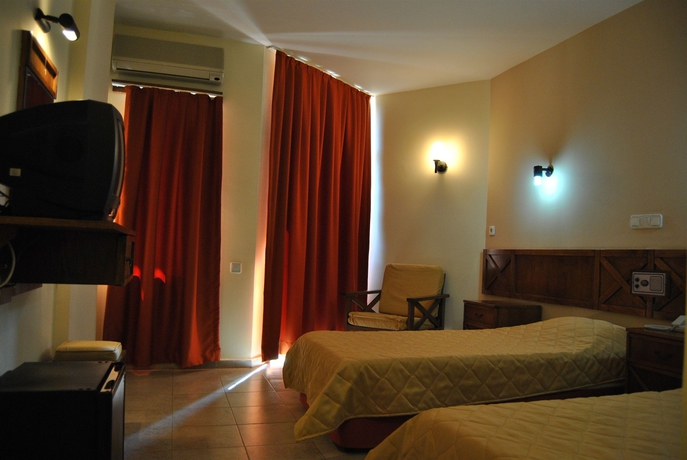 Imagen de la habitación del Hotel Benna. Foto 4