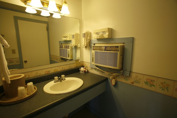 Imagen de la habitación del Hotel Bennington Motor Inn. Foto 15