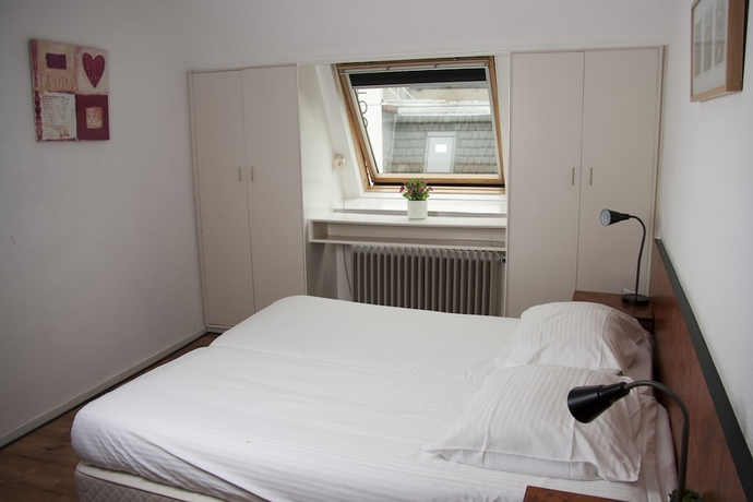 Imagen de la habitación del Hotel Benno. Foto 3