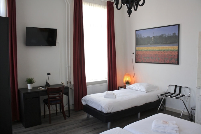 Imagen de la habitación del Hotel Benno. Foto 12
