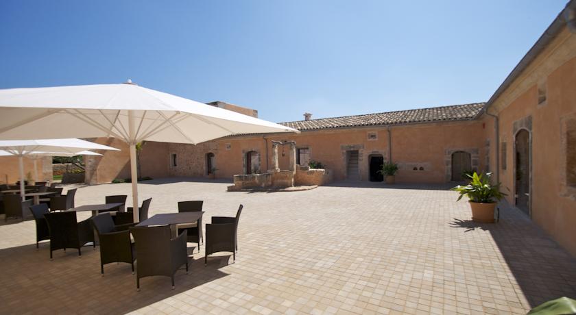 Imagen de los interiores del Hotel Bennoc Petit. Foto 6