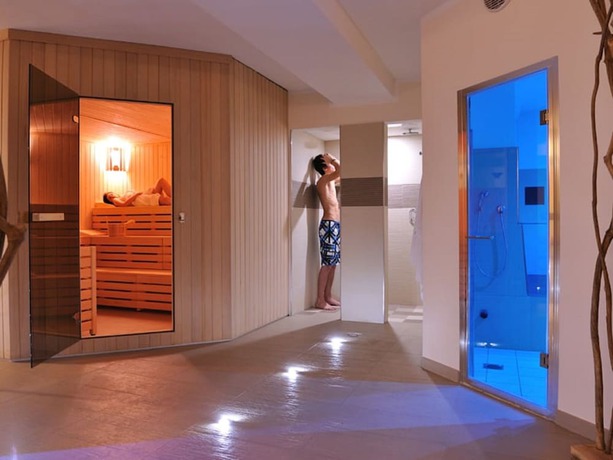 Imagen de la piscina del Hotel Benny Bio. Foto 17