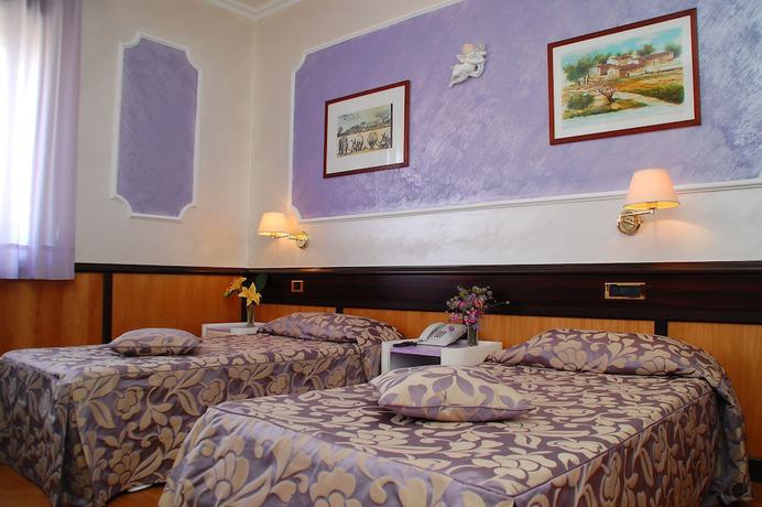 Imagen de la habitación del Hotel Benny, Catanzaro. Foto 7