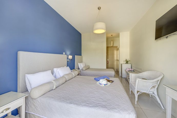 Imagen de la habitación del Hotel Benois. Foto 15