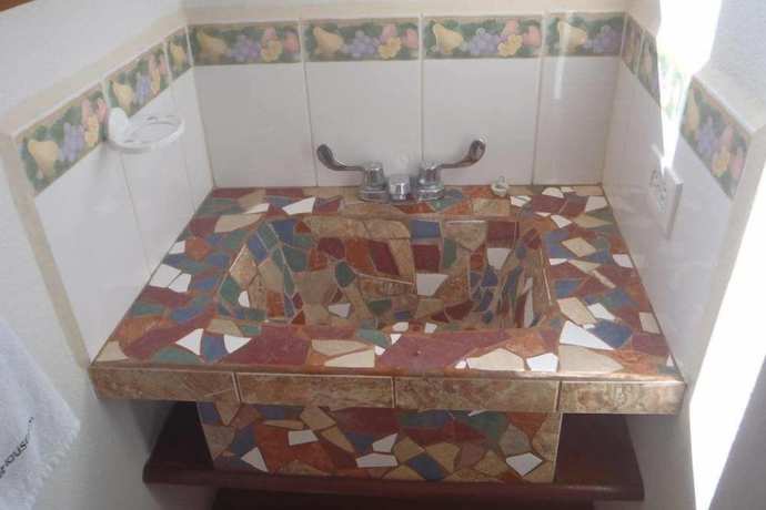 Imagen de la habitación del Hotel Benque. Foto 6