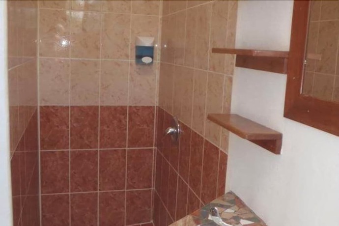 Imagen de la habitación del Hotel Benque. Foto 9