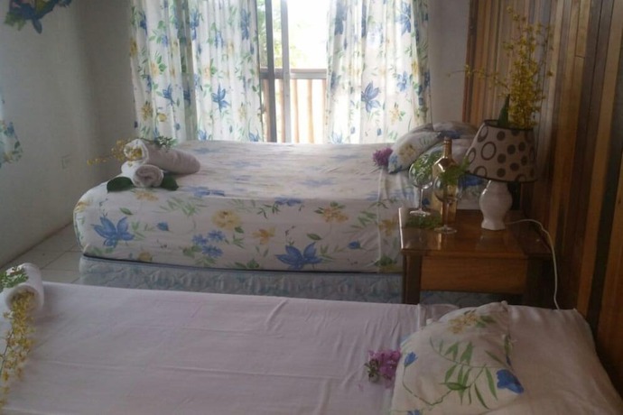 Imagen de la habitación del Hotel Benque. Foto 15