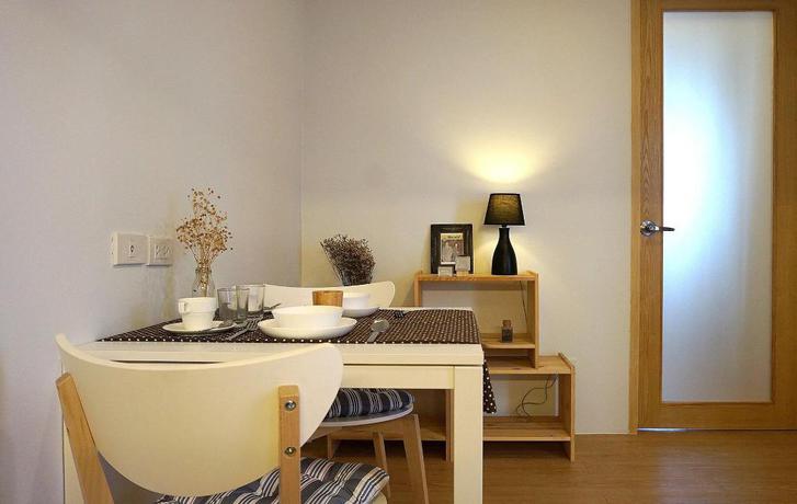 Imagen de la habitación del Hotel Benri sriracha residence. Foto 9