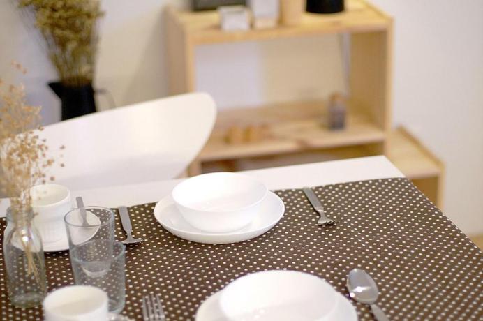 Imagen de la habitación del Hotel Benri sriracha residence. Foto 10