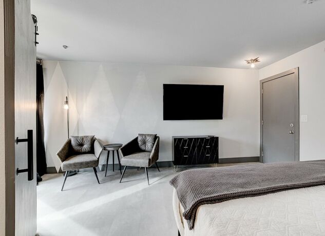 Imagen de la habitación del Hotel Bent Inn and Pub &ndash; Premier LGBTQ Adults Only Resort. Foto 14