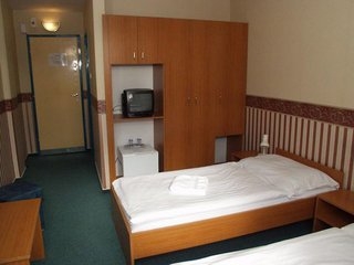 Imagen de la habitación del Hotel Benta. Foto 5