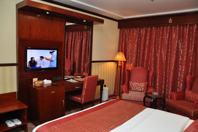 Imagen de la habitación del Hotel Benta Grand Dubai. Foto 7