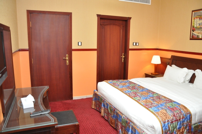 Imagen de la habitación del Hotel Benta Grand Dubai. Foto 9