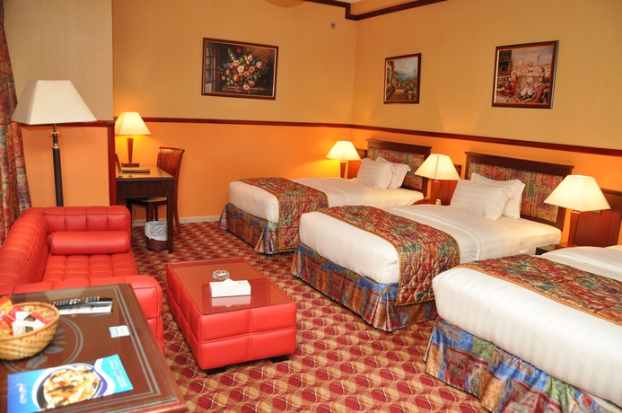 Imagen de la habitación del Hotel Benta Grand Dubai. Foto 13