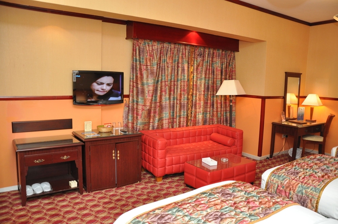 Imagen de la habitación del Hotel Benta Grand Dubai. Foto 15