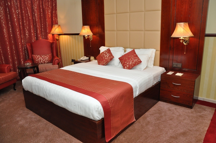 Imagen de la habitación del Hotel Benta Grand Dubai. Foto 16