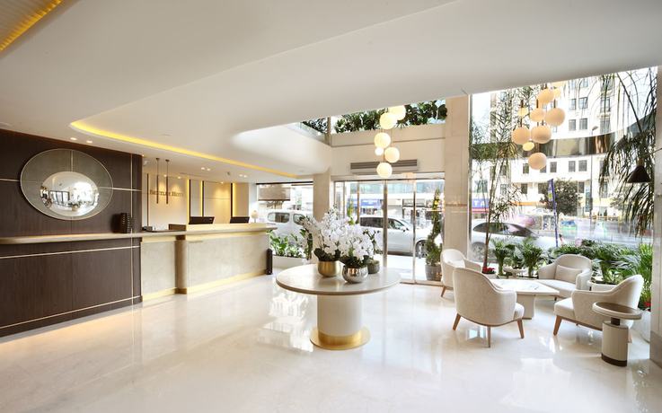 Imagen de los interiores del Hotel Bentley Bosphorus. Foto 19