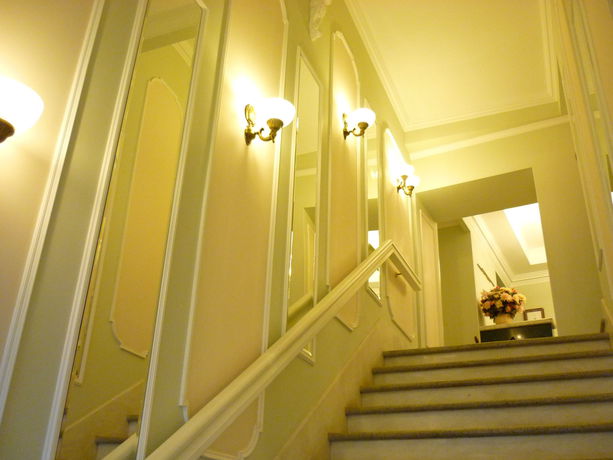 Imagen de los interiores del Hotel Bentley, Moscú. Foto 15