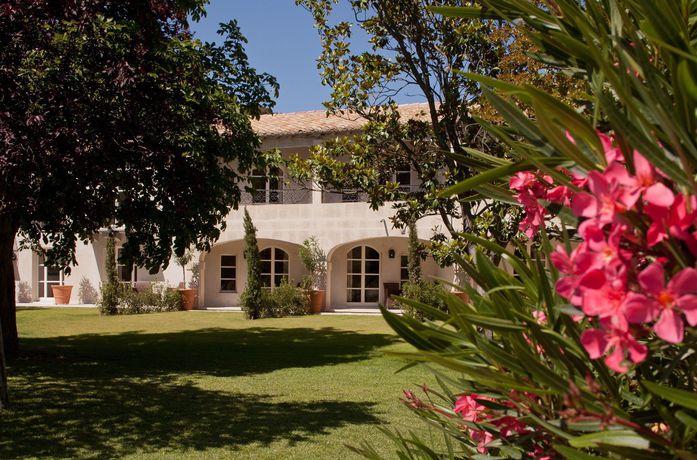 Imagen de los exteriores del Hotel Benvengudo. Foto 10