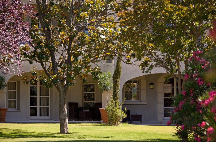 Imagen de los exteriores del Hotel Benvengudo. Foto 14