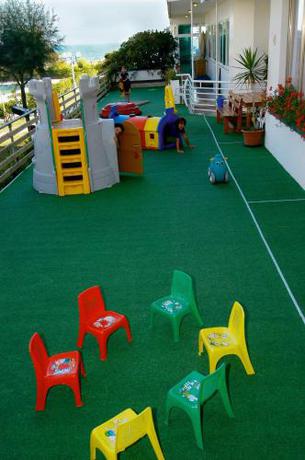 Imagen de los interiores del Hotel Beny. Foto 5