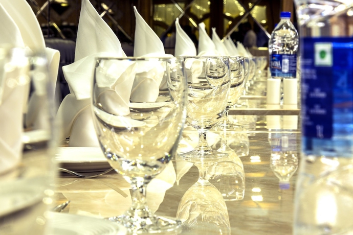 Imagen del bar/restaurante del Hotel Benzz Park Vellore. Foto 3