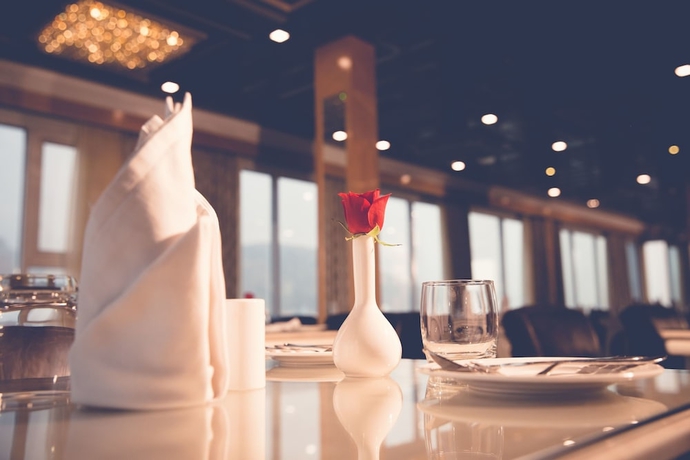 Imagen del bar/restaurante del Hotel Benzz Park Vellore. Foto 4