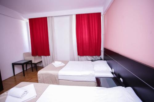 Imagen general del Hotel Beograd - Yu. Foto 6
