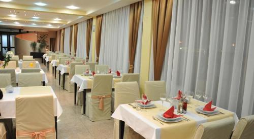 Imagen general del Hotel Beograd - Yu. Foto 13