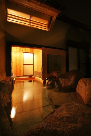 Imagen de la habitación del Hotel Beppu Kaizan. Foto 11