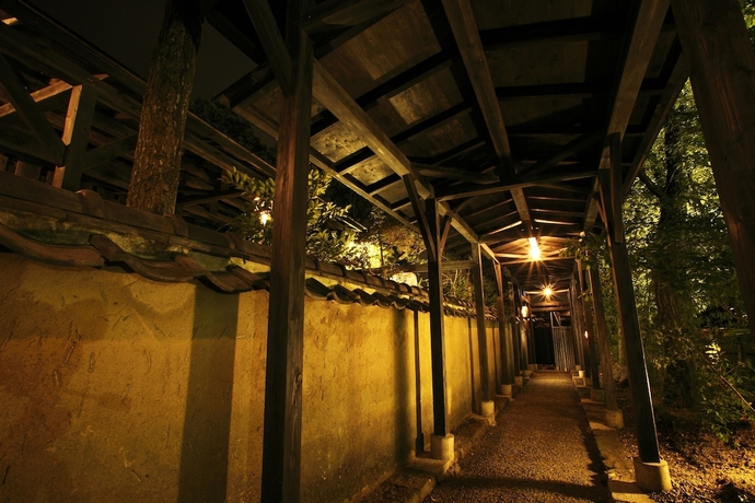 Imagen de los exteriores del Hotel Beppu Kaizan. Foto 13