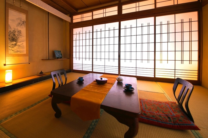 Imagen de la habitación del Hotel Beppu Koraku. Foto 3