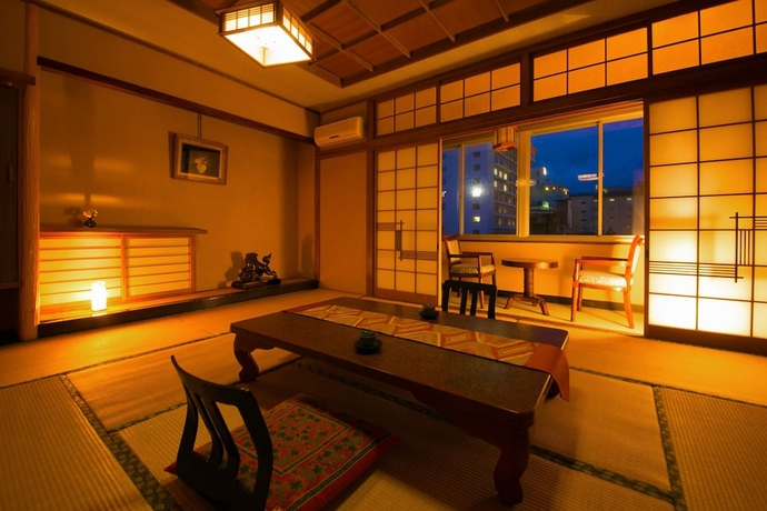 Imagen de la habitación del Hotel Beppu Koraku. Foto 6