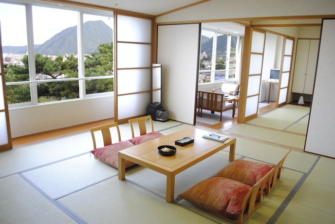 Imagen de la habitación del Hotel Beppu Pastoral. Foto 9