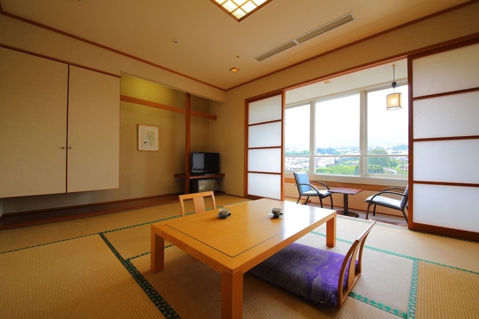 Imagen de la habitación del Hotel Beppu Pastoral. Foto 17