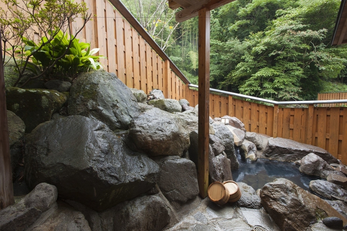 Imagen de la habitación del Hotel Beppu Showaen. Foto 13