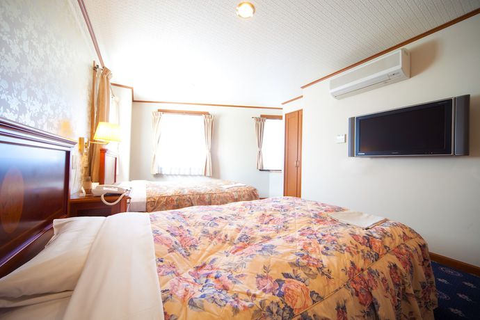 Imagen de la habitación del Hotel Beppu Station. Foto 16