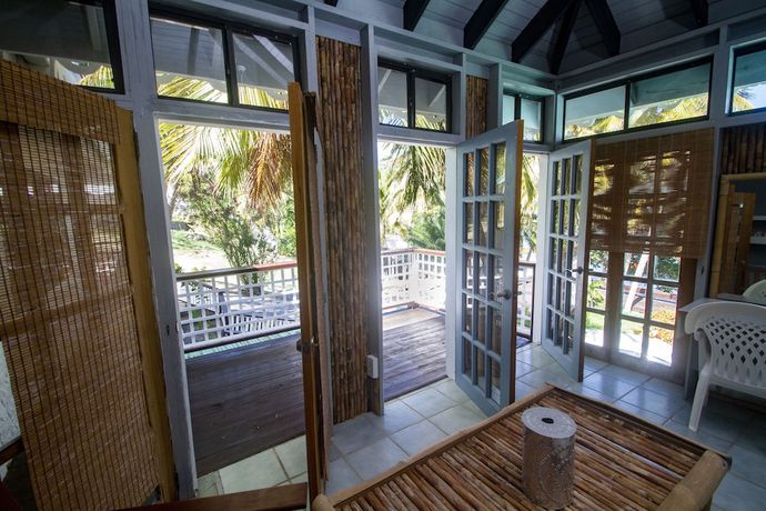 Imagen de la habitación del Hotel Bequia Beachfront Villa. Foto 9